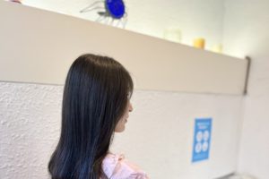 トーンダウン×ワンカールストレート